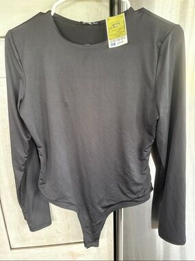 Women's Black Long-Sleeve Bodysuit - Classic Fit size large